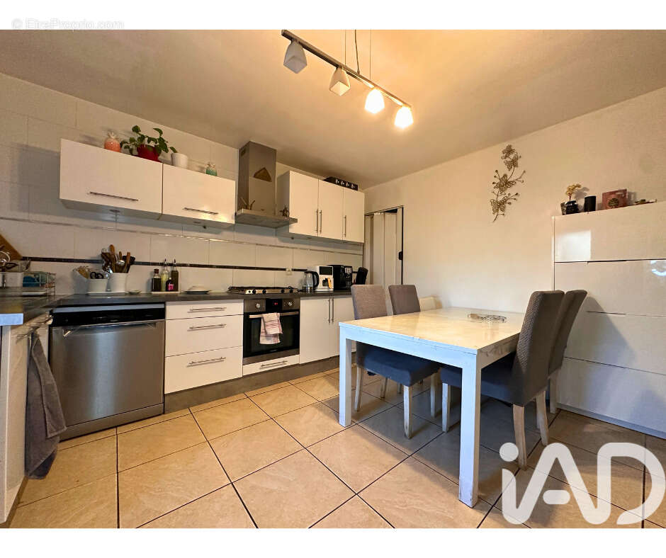 Photo 4 - Maison à LE PONTET