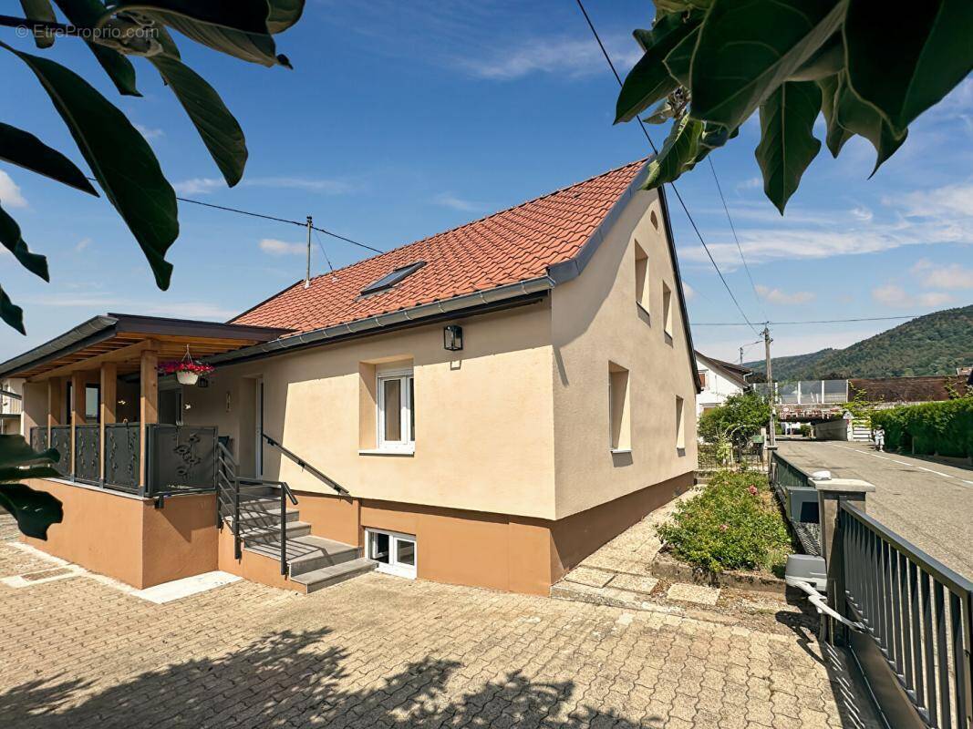 Saint-Amarin, 68550, Maison 100 m2,  3 chambres ? Terrain plat et clos de 7,5 ares - photo 1