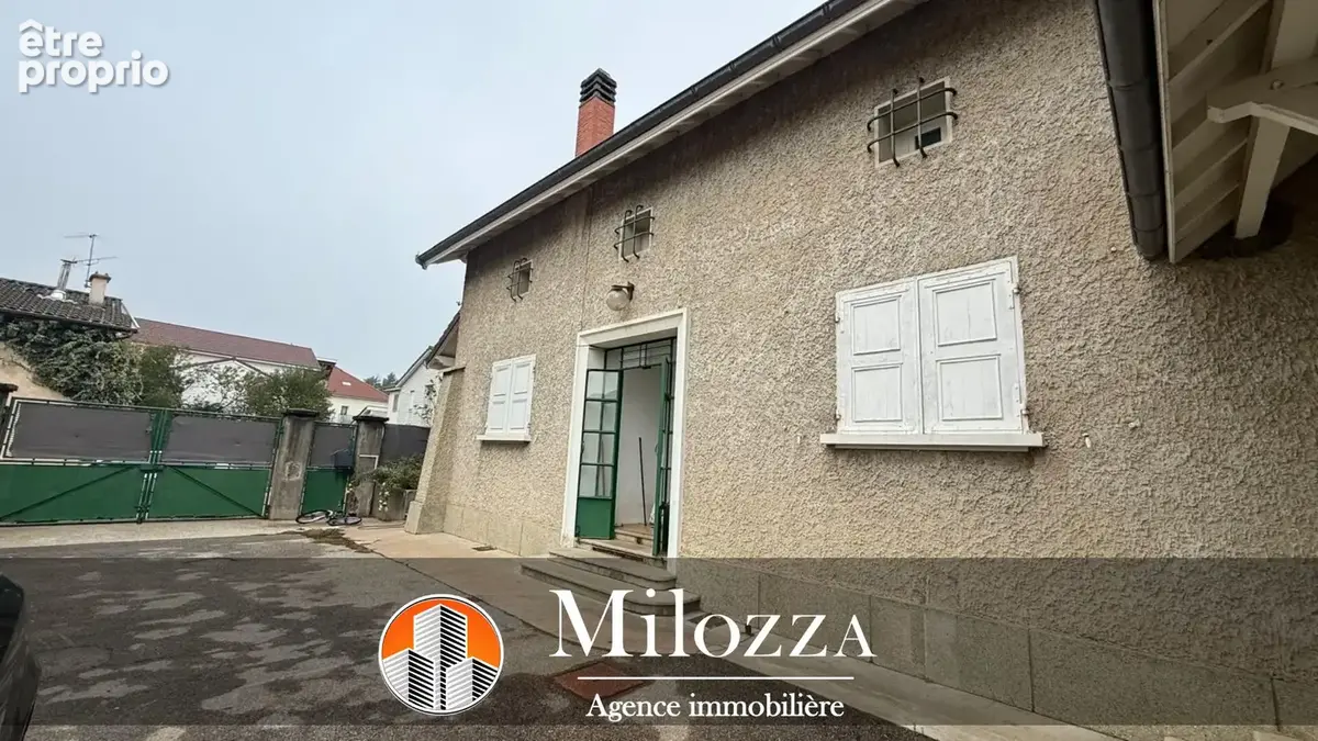 Vaulx-Milieu - Maison 161 m², 4 chambres, terrasse et sous-sol - photo 1