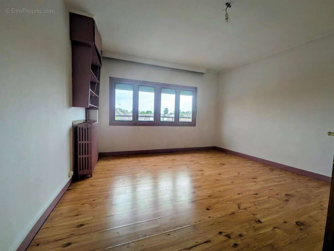Appartement à MONTMIRAIL