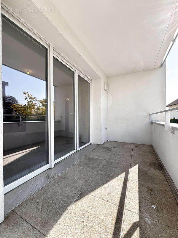 Appartement à BARBERAZ