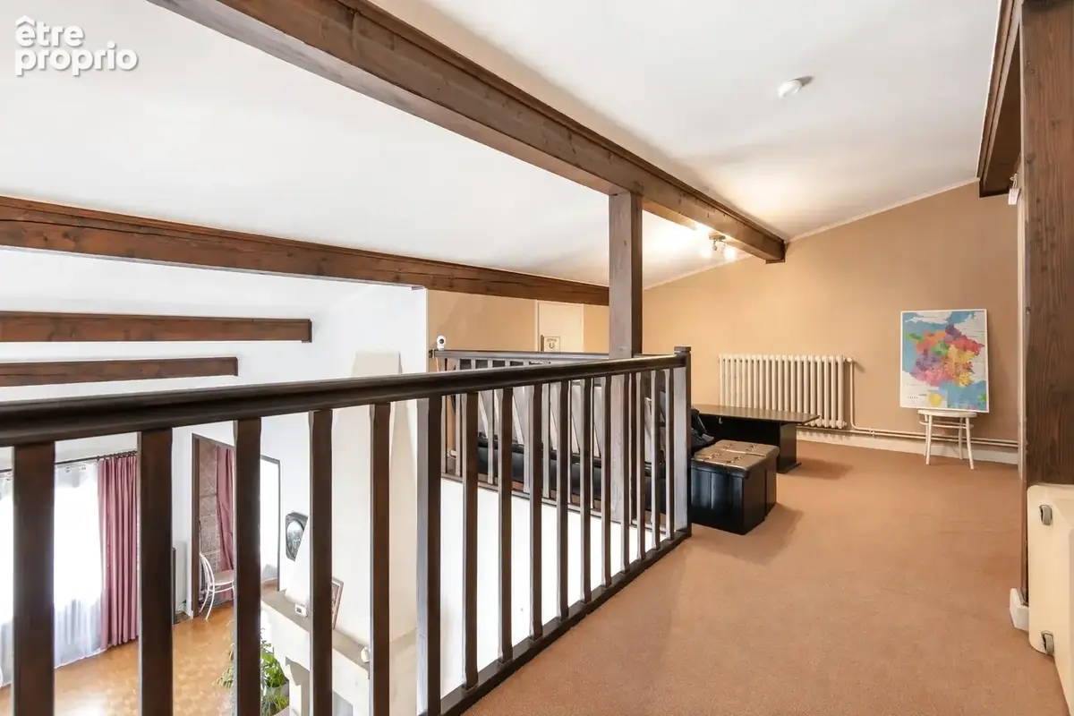 Rare a la vente - spacieux t5 avec balcons/terrasses, garage, cave & jardin commun -  la rochette ! - photo 10