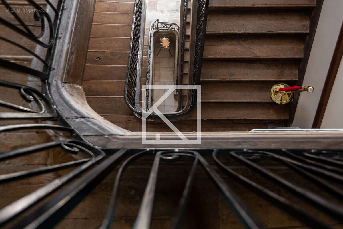 Autre à MEZIERES-SUR-COUESNON