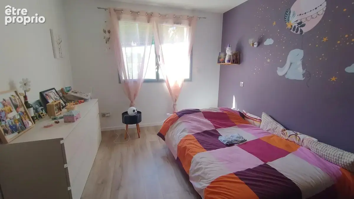 villa, 145 m² hab. 1 100 m² de terrain - photo 8
