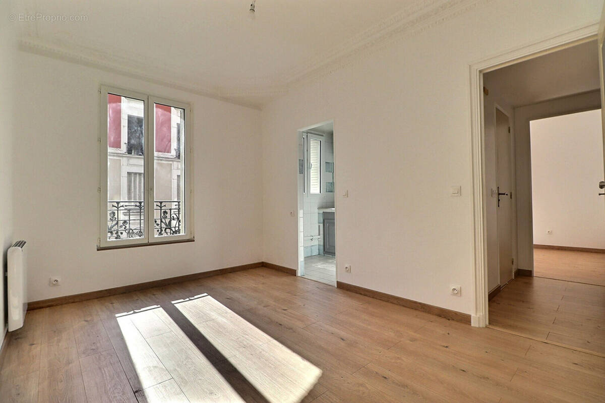 Appartement à AUBERVILLIERS