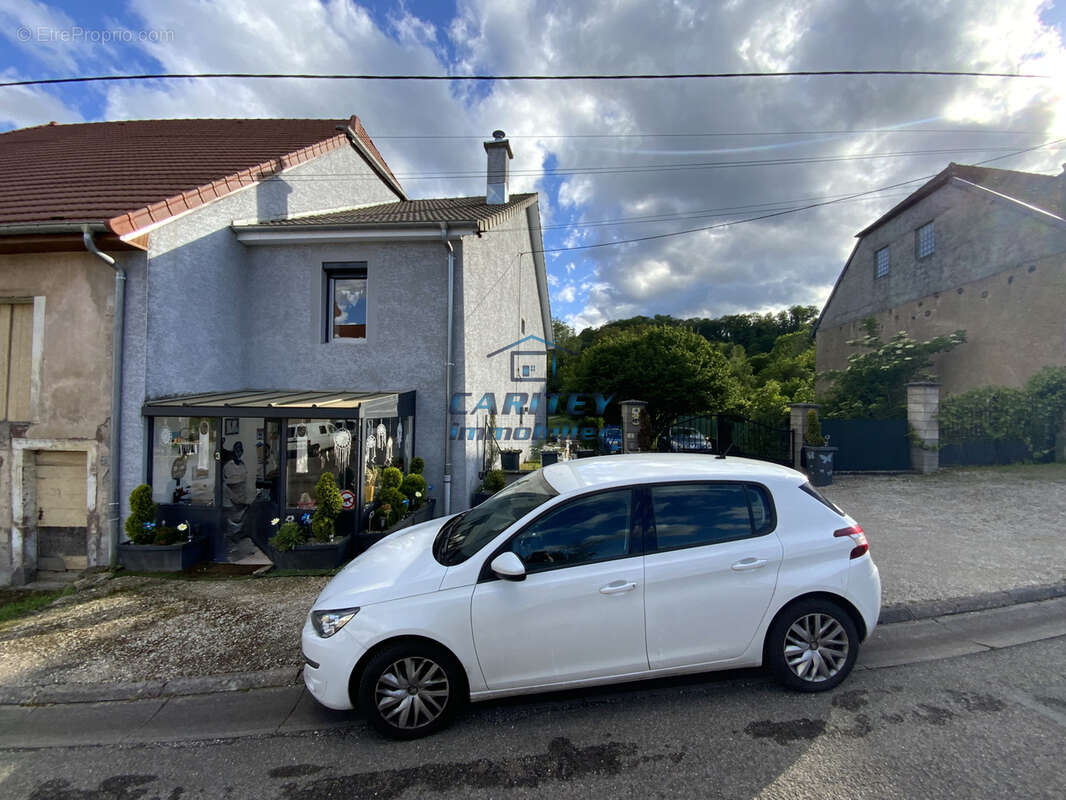 Maison mitoyenne 84m2 sur terrain de 1496m2 - photo 3