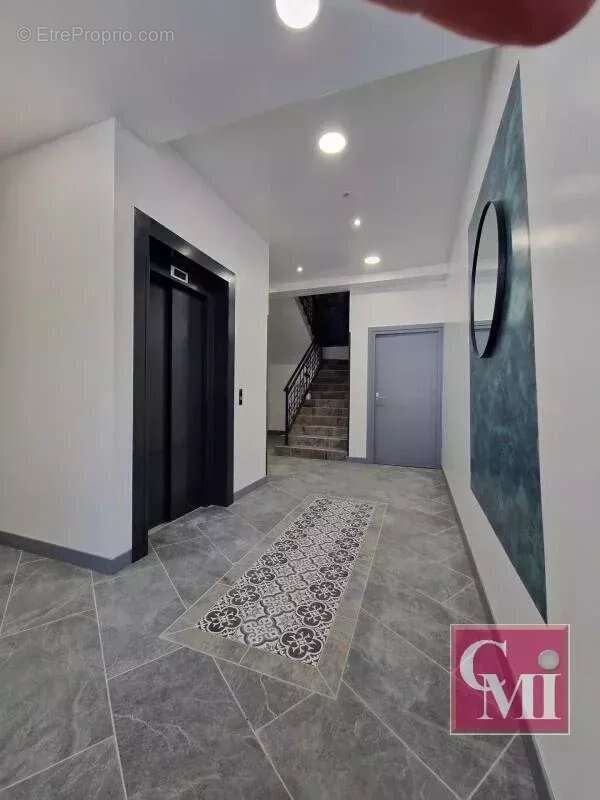 Video sur notre site - appartement neuf avec ascenseur en ce - photo 6