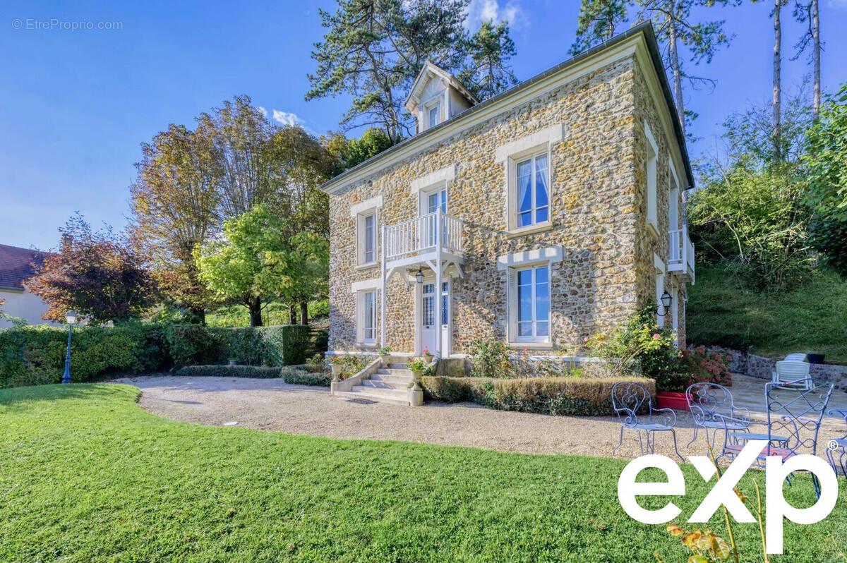 Maison à SAINTE-AULDE