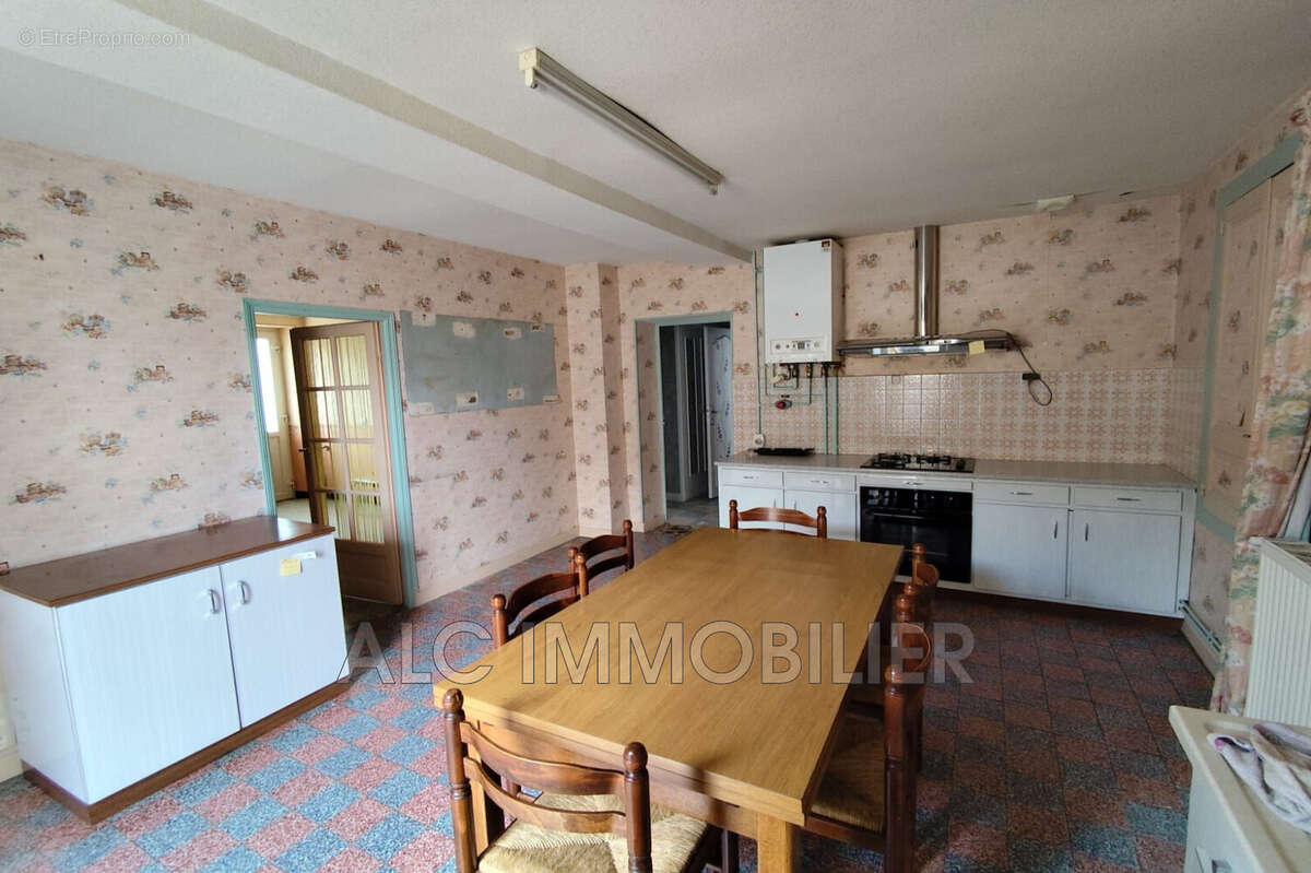 Maison 72 m² à Segrie  - photo 9