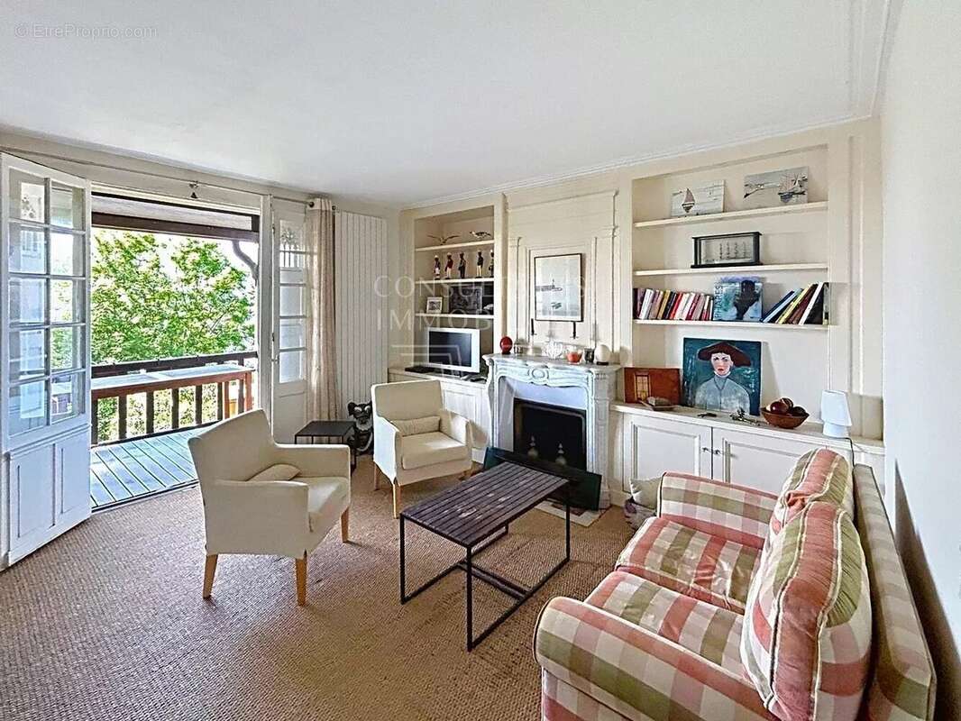 Appartement à TROUVILLE-SUR-MER