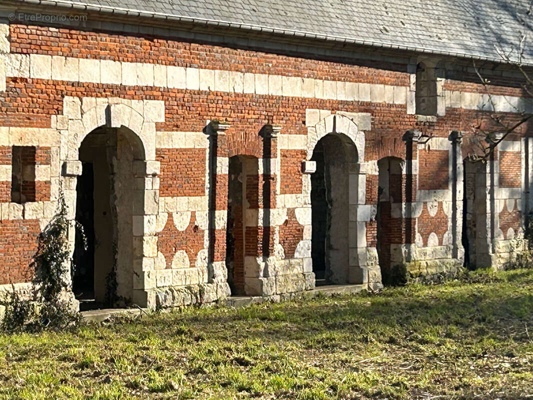 Maison à SAINT-NICOLAS-DE-LA-TAILLE