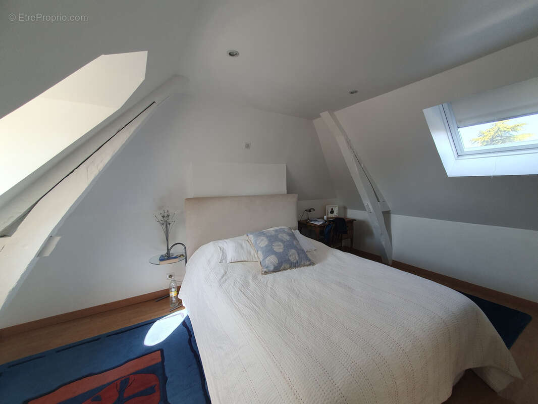 Maison à CORMEILLES