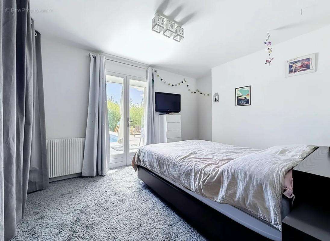 Maison 6 chambres, jardin et piscine - photo 6