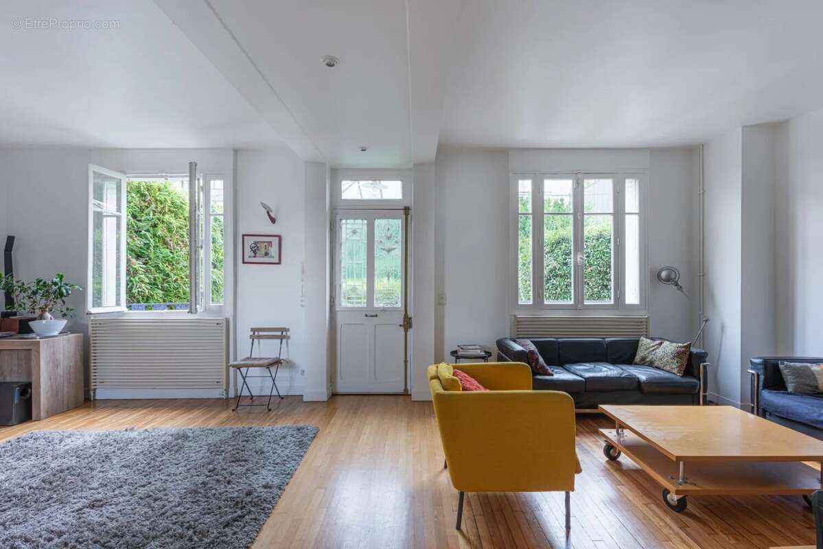 Maison à IVRY-SUR-SEINE