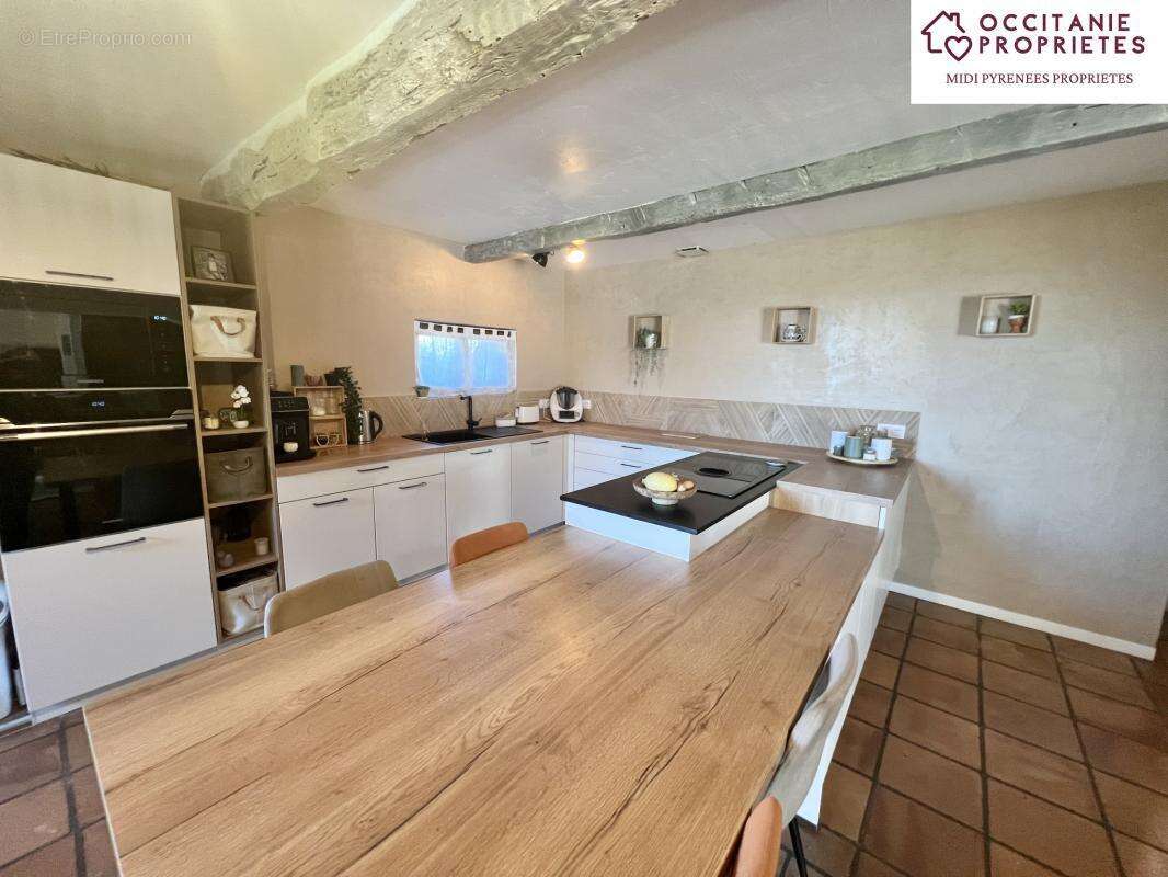 Maison à LEZAT-SUR-LEZE