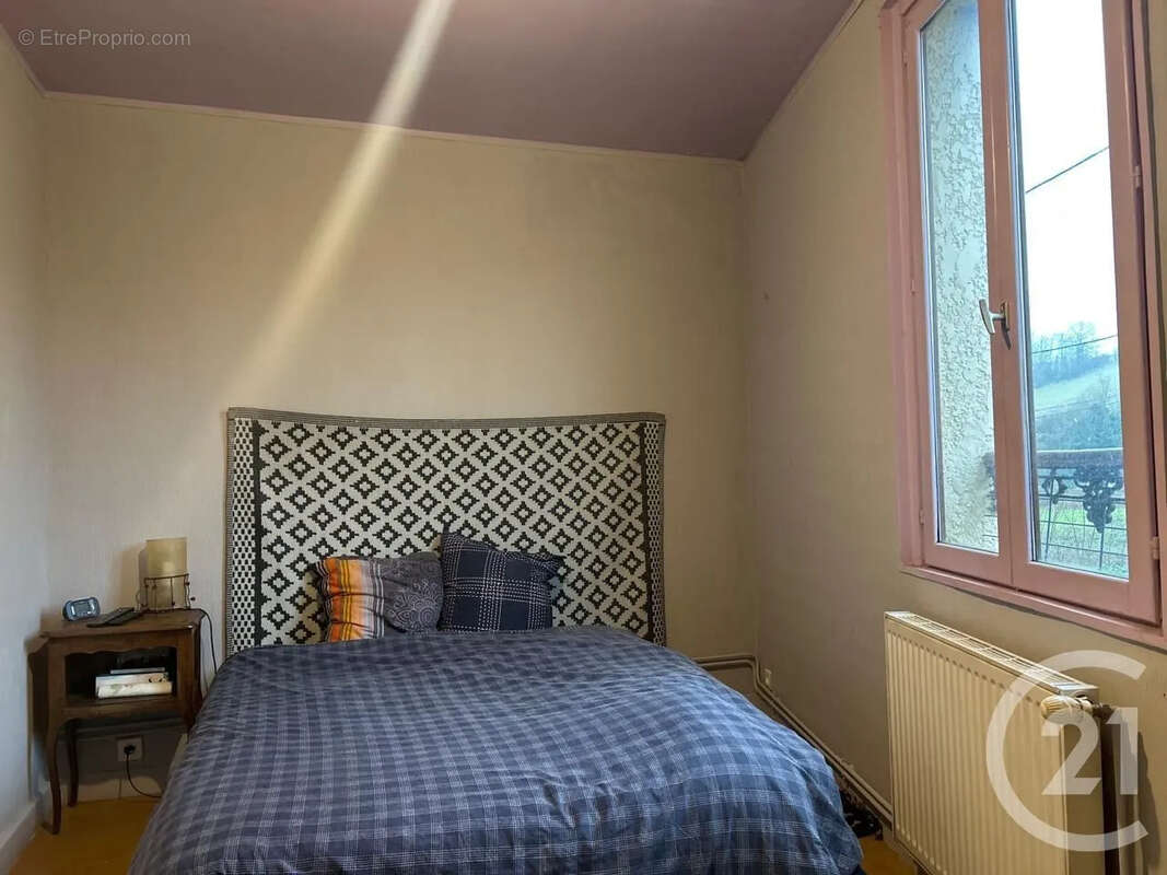 Maison à IVRY-LA-BATAILLE