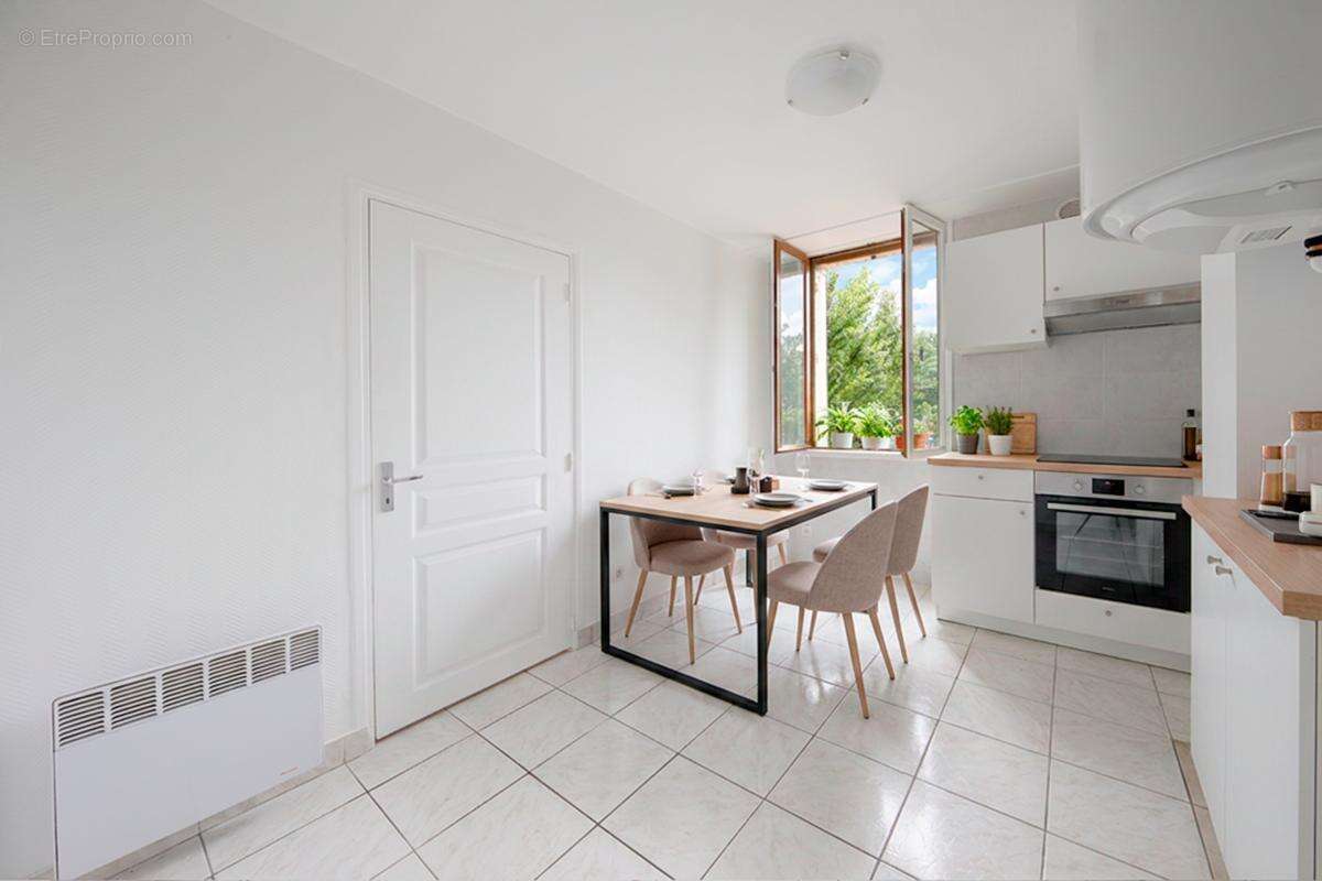 Appartement à VITRY-SUR-SEINE