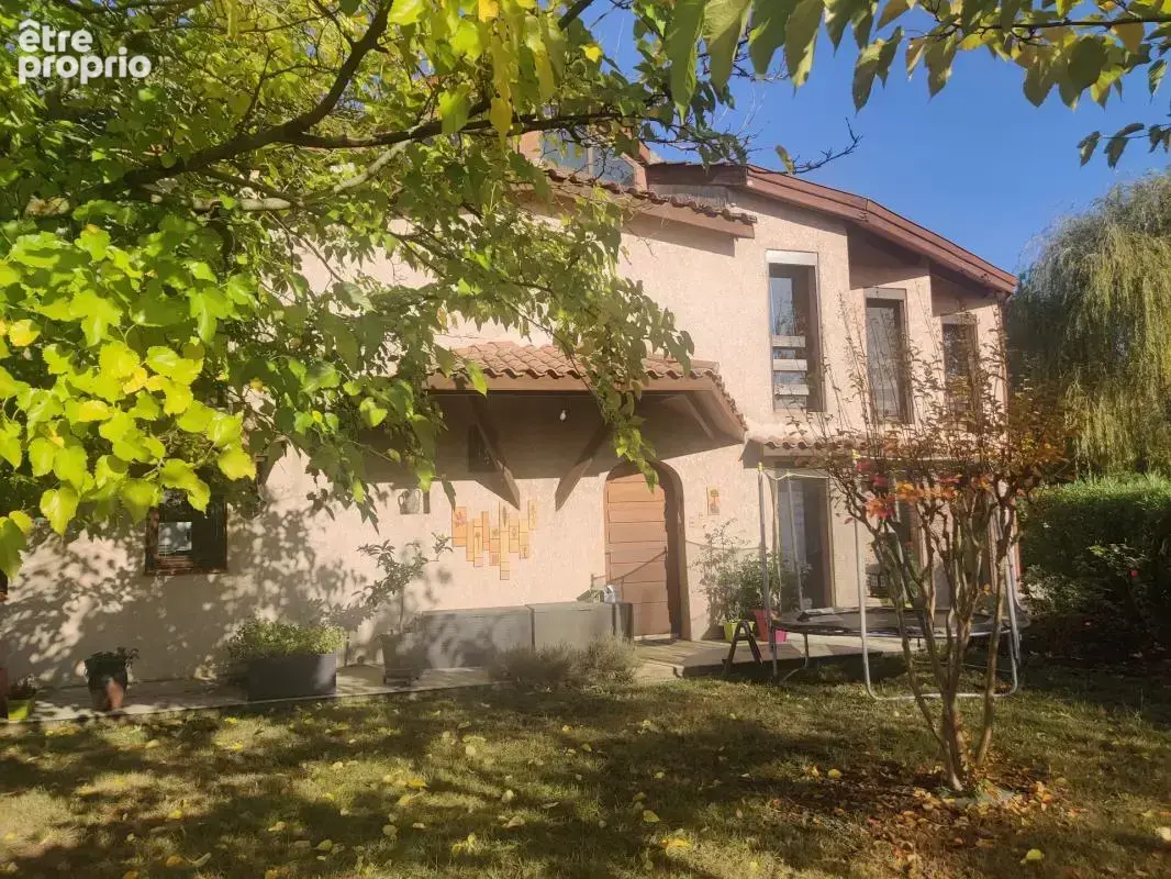 Maison solaire d'architecte de 12 pièces de 260 m² à Bias - photo 19