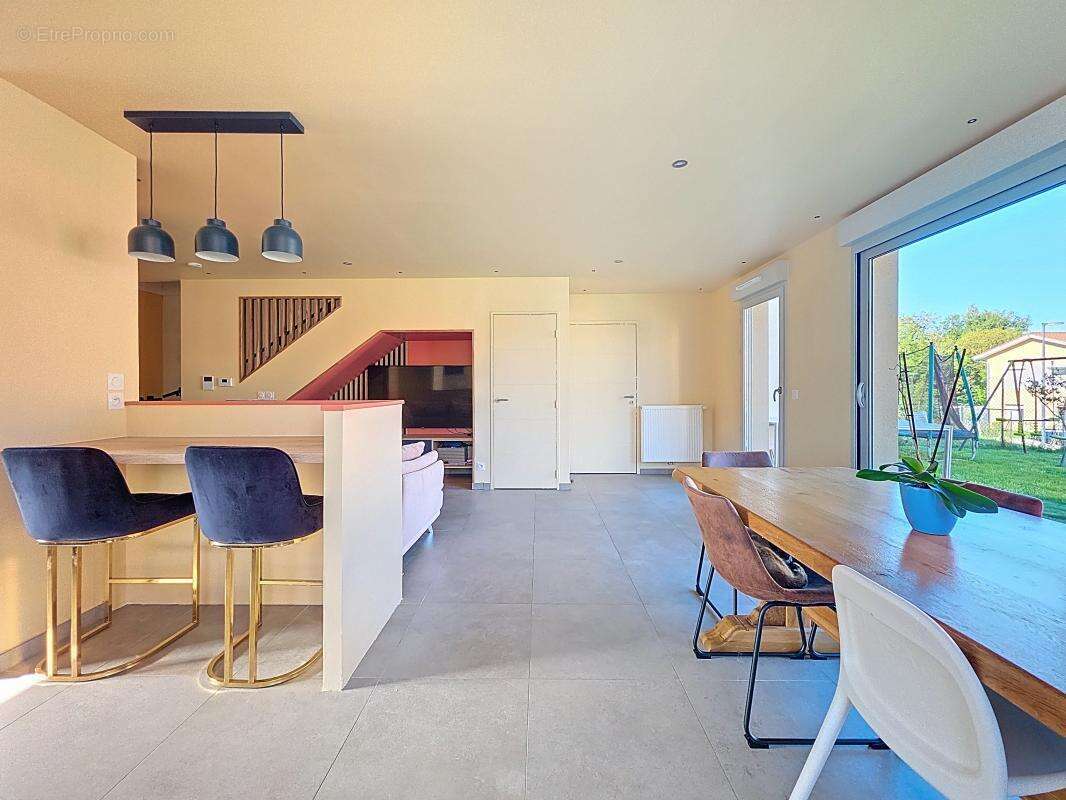 Maison à SAINT-GEORGES-D&#039;ESPERANCHE