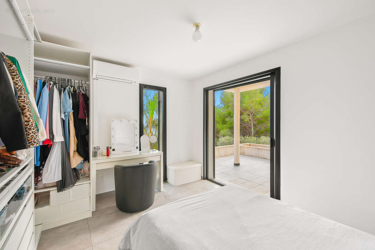 Maison à LA VALETTE-DU-VAR