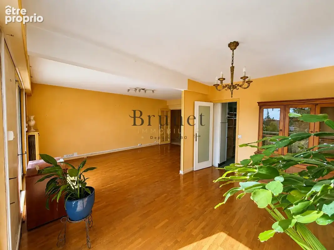 Appartement - 4 pieces avec balcon - quartier diderot - photo 3