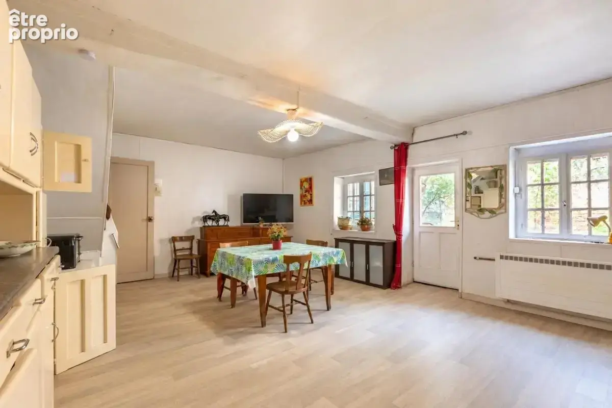 Propriete à vendre 5 pièces VILLEFRANCHE SUR SAONE (69) - photo 3