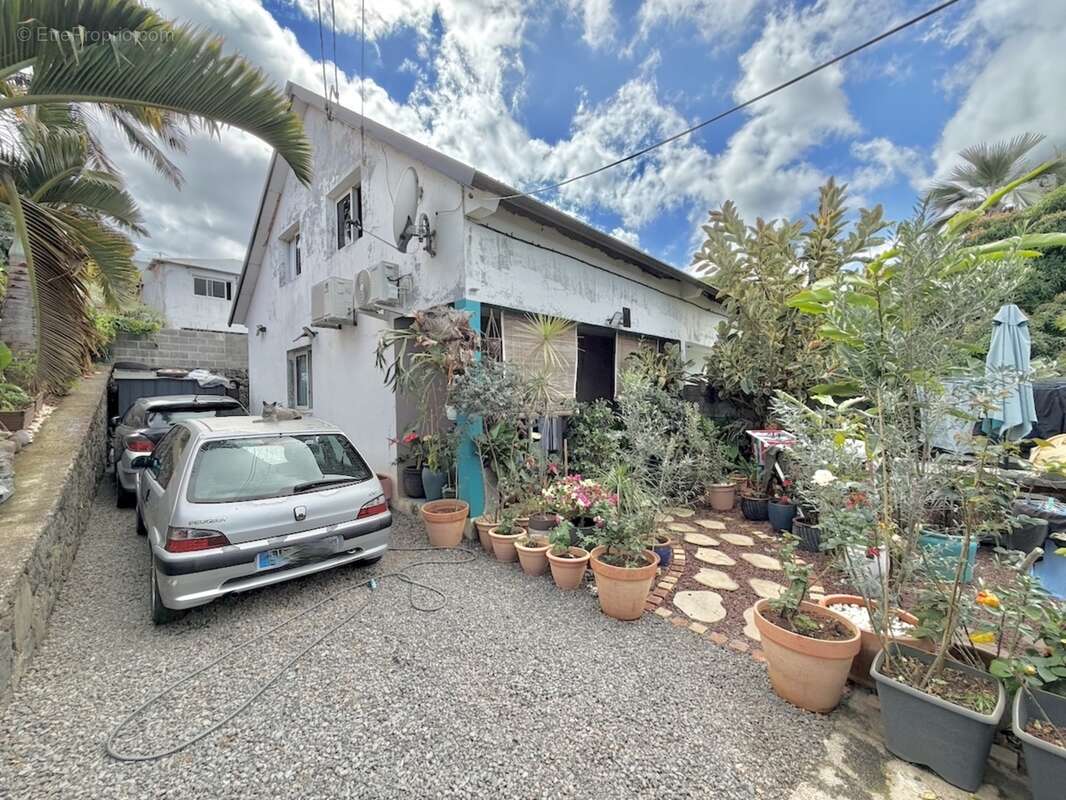 Maison T3 à vendre – La Rivière Saint-Louis (97421) – Duplex avec varangue – Idéal premier achat ou investissement - photo 9