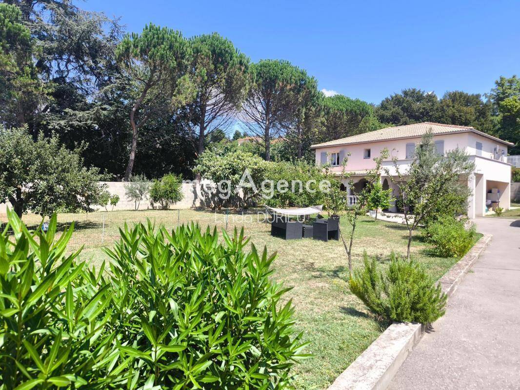 Maison à LE PEAGE-DE-ROUSSILLON