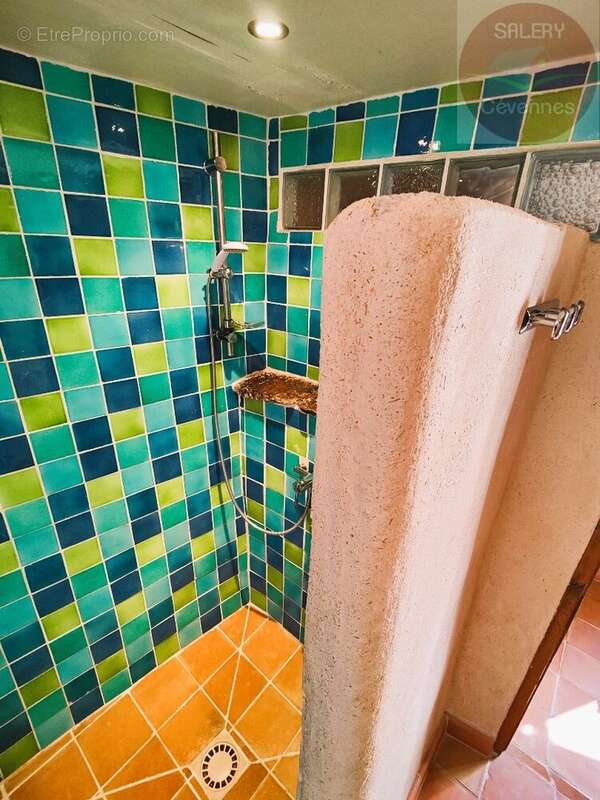 Maison à LES BONDONS