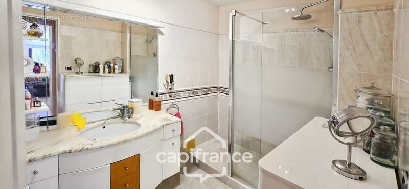 Appartement à SANARY-SUR-MER