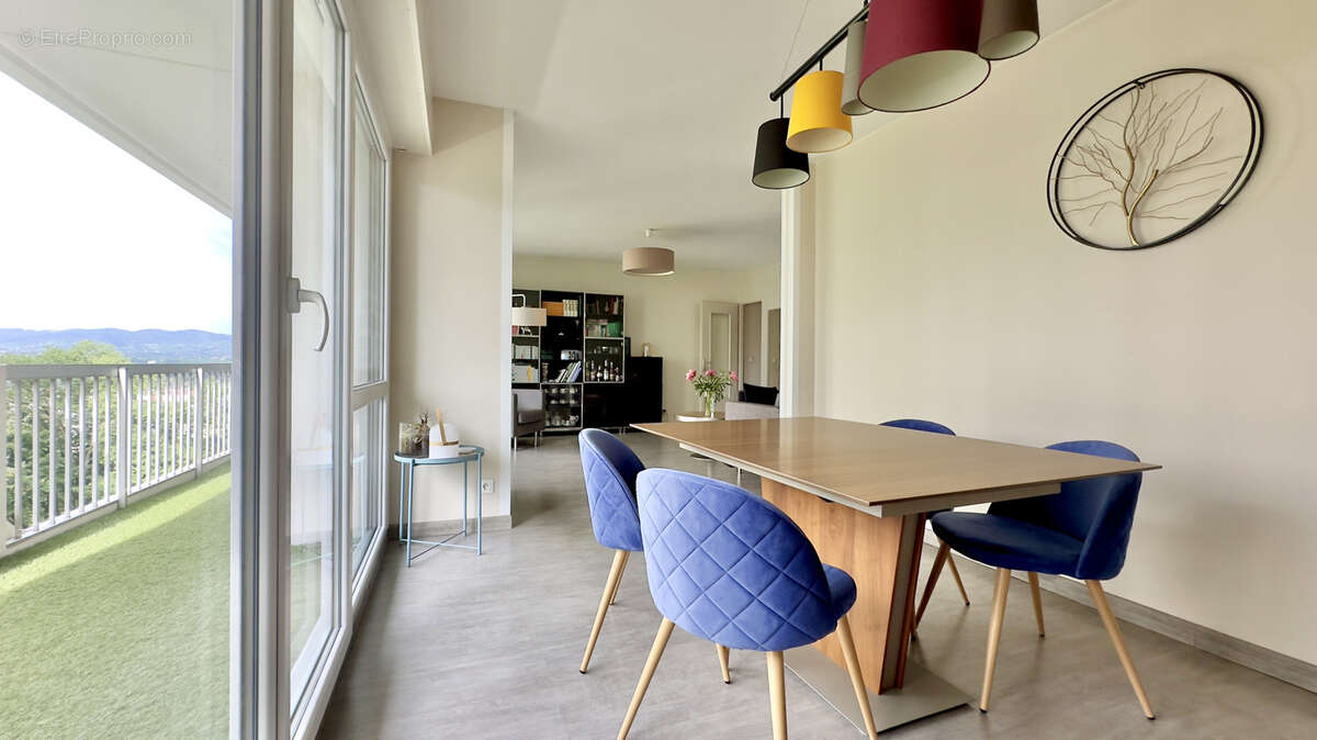 Appartement à LYON-5E
