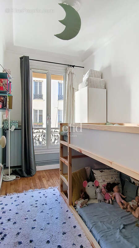 Appartement à LEVALLOIS-PERRET