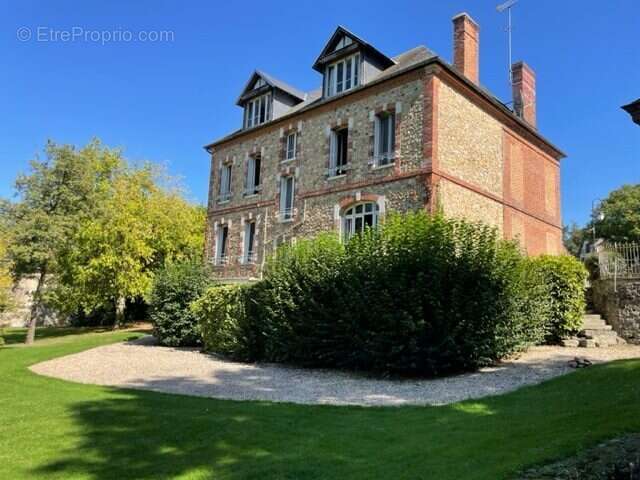 Maison à BERNAY