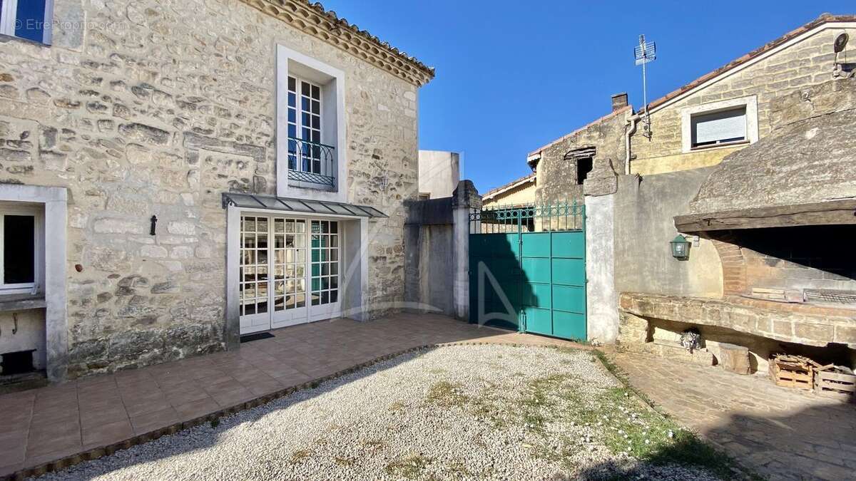 Maison à LUNEL-VIEL