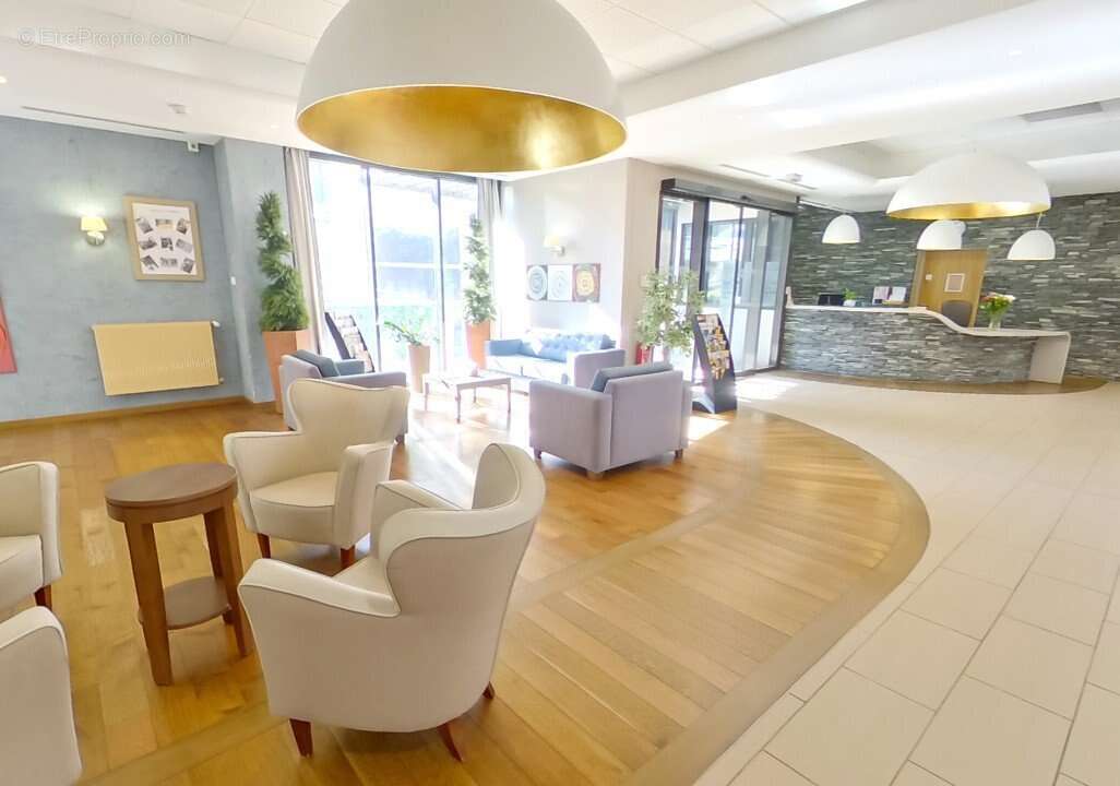 INVESTISSEMENT LOCATIF  Marseille 10  Résidence EHPAD La Villa des Poètes - 6.01% de rentabilité - photo 13