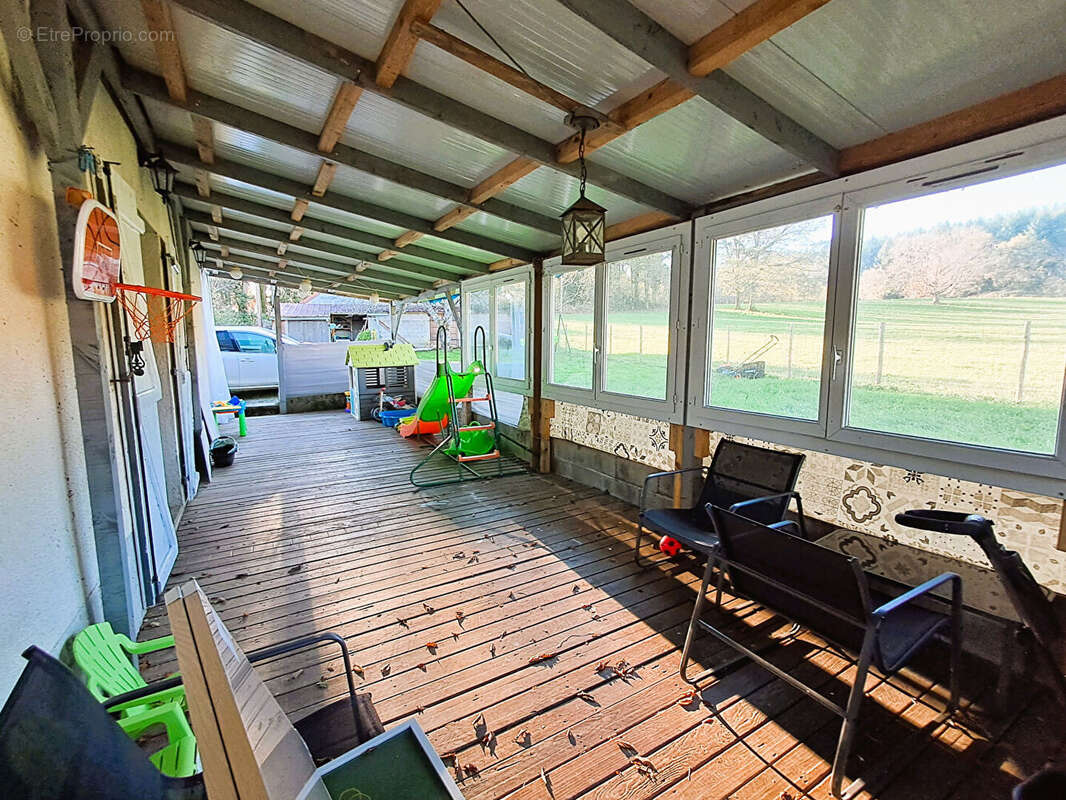 Maison à SAINT-HILAIRE-LES-PLACES