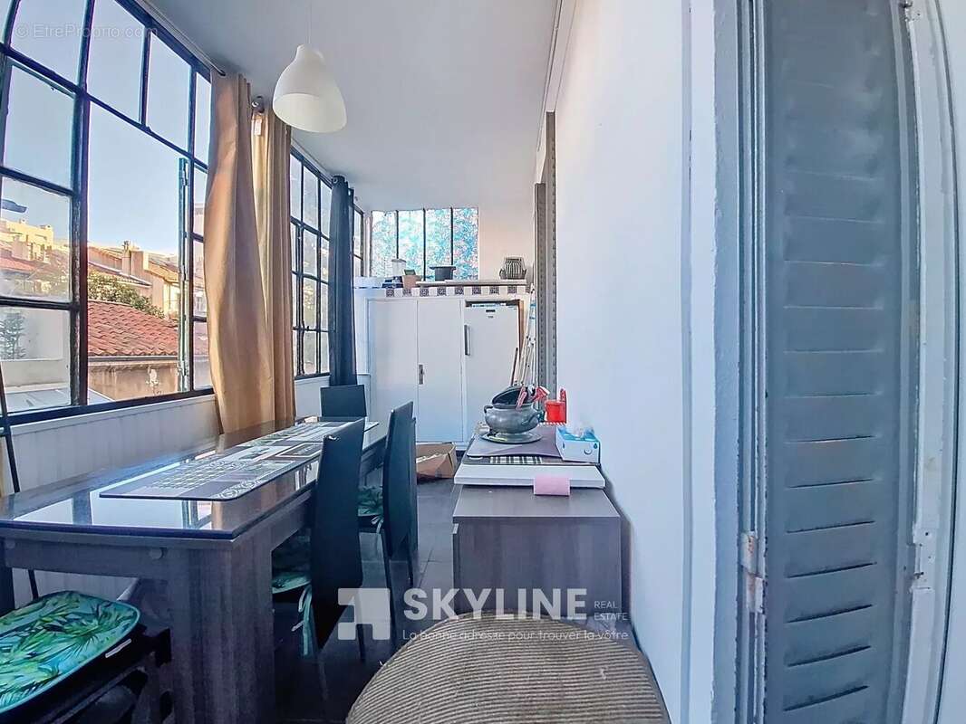 Appartement à MARSEILLE-6E