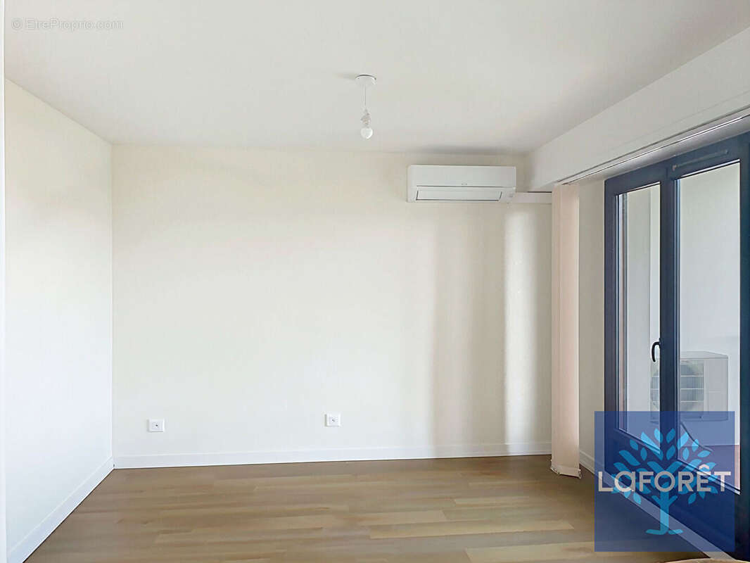 Bien rare. Magnifique T3 de 85 m² Dax centre- Résidence calme et sécurisée - photo 2