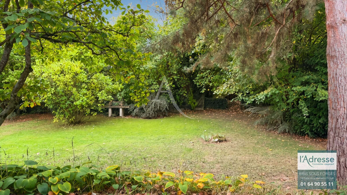 Maison à FONTENAY-LES-BRIIS