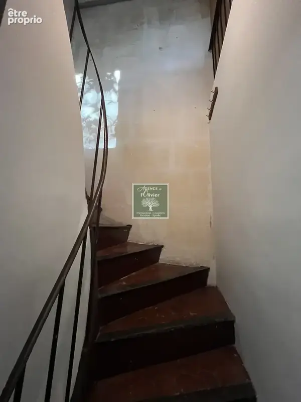 Appartement avec terrasse - Quartier Roquette entièrement rénové - photo 5