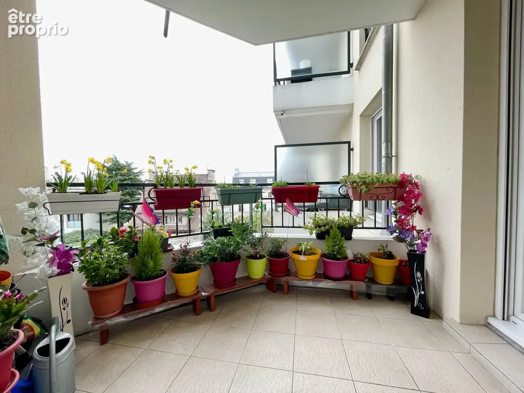 Drancy - appartement F3 de 57m² avec balcon proche centre-ville - faibles charges - photo 2
