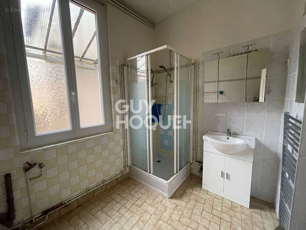 Maison à MILLY-LA-FORET