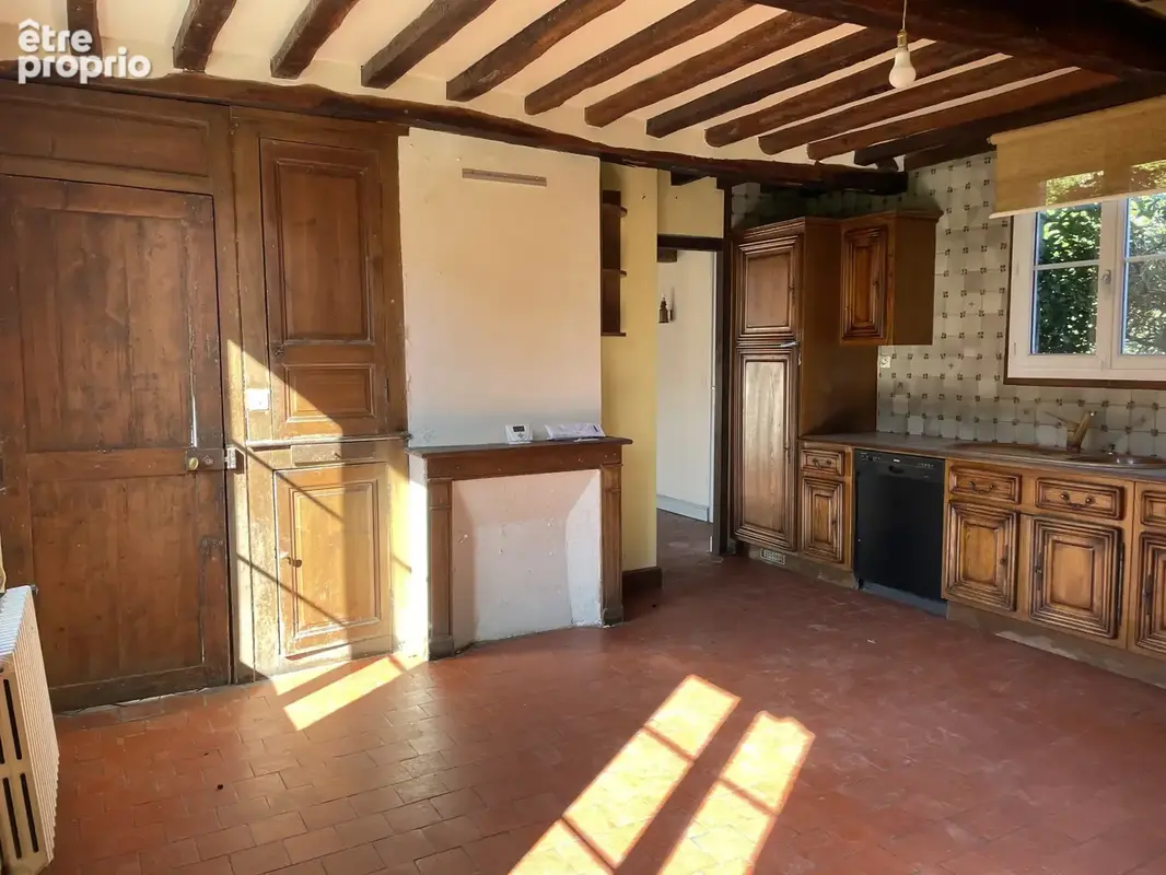 maison familiale avec 4 chambres et un bureau et dépendances - photo 5