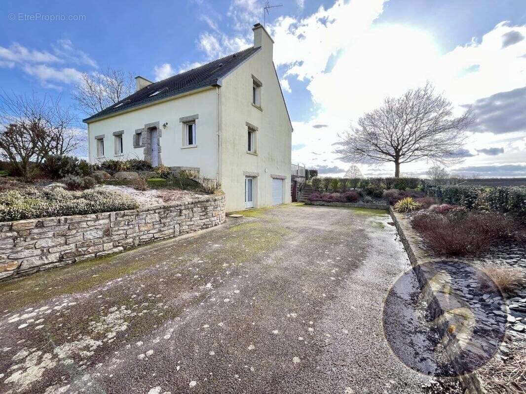 Maison à SAINT-MARTIN