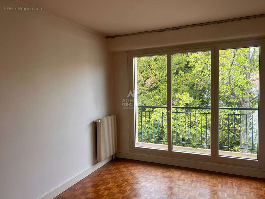 Appartement à MAISONS-LAFFITTE