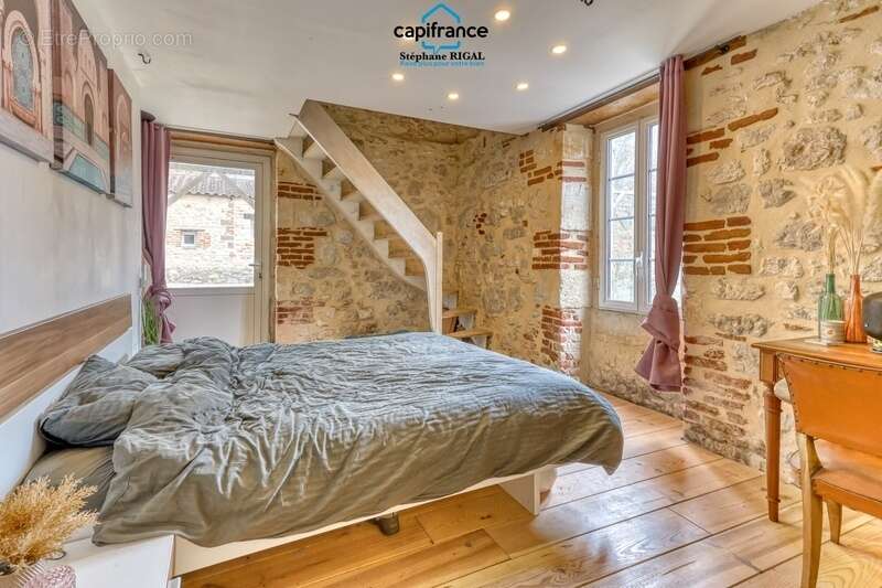 Propriete à vendre 11 pièces MONSEGUR (47) Propriété avec maison et maison d'amis de 260m2 habitables sur 12 757m² de terrain -  - photo 15