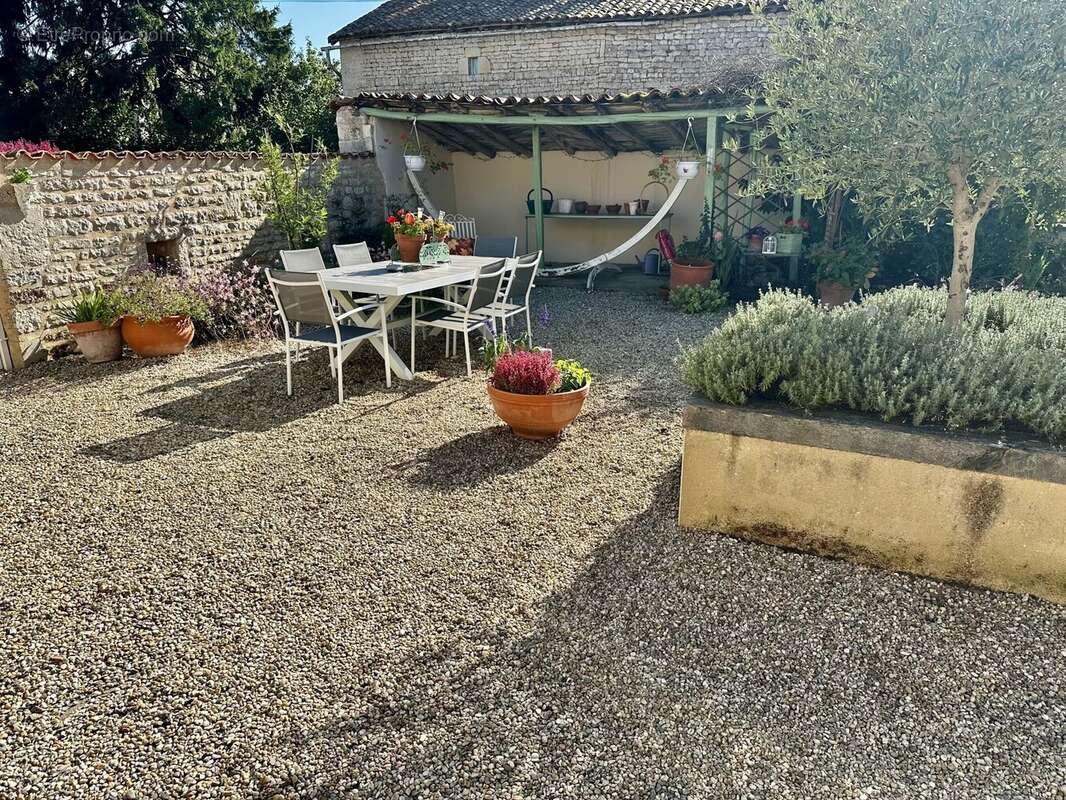 Maison à LA FORET-DE-TESSE