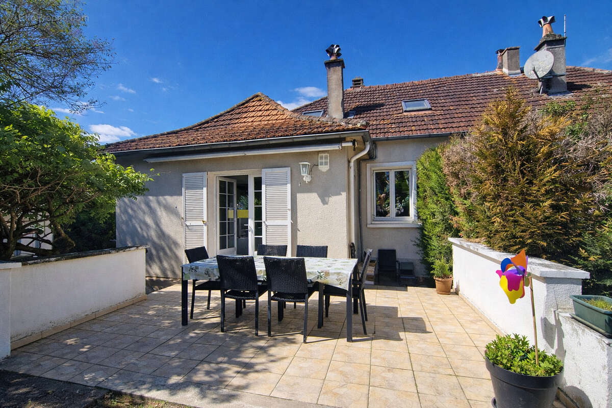 Maison à VEIGNE