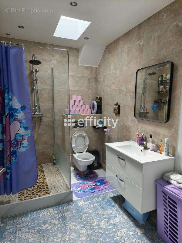 Maison à MINIAC-SOUS-BECHEREL