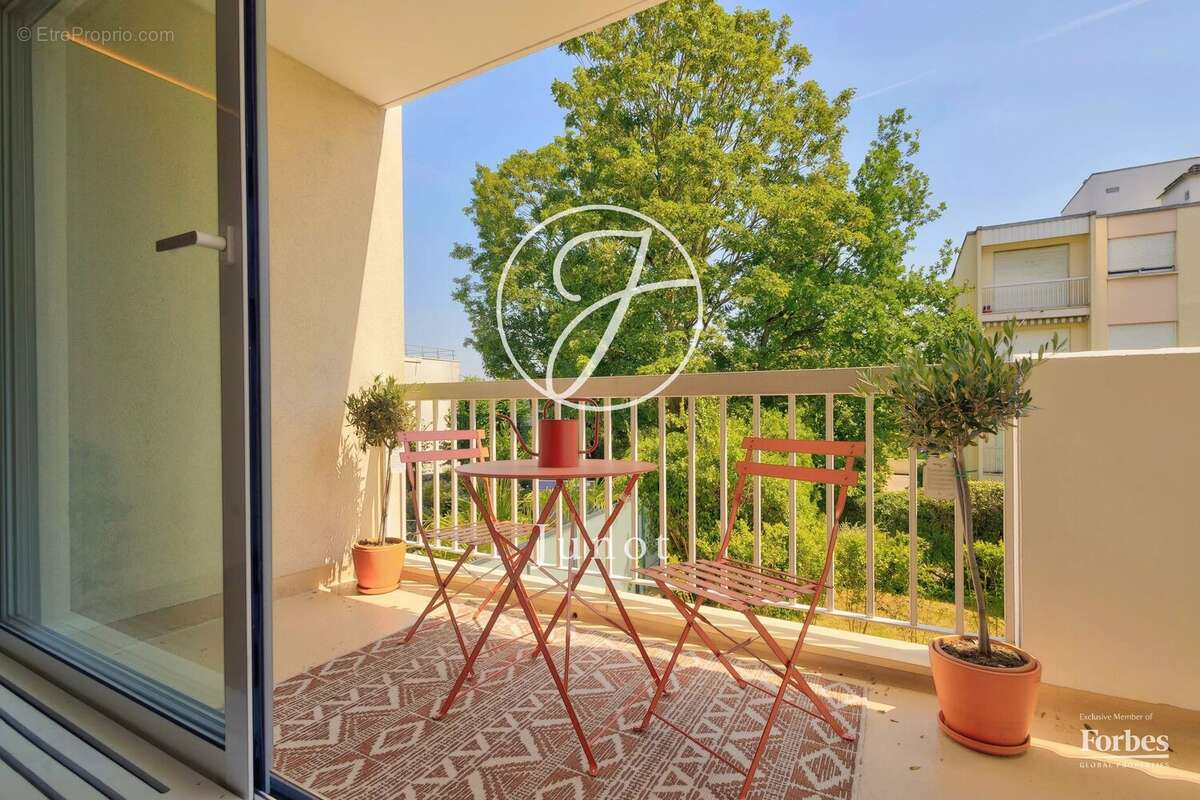 Appartement à GARCHES